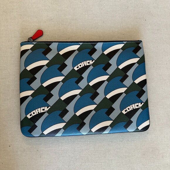 Coach Pouch - Picture 1 of 2